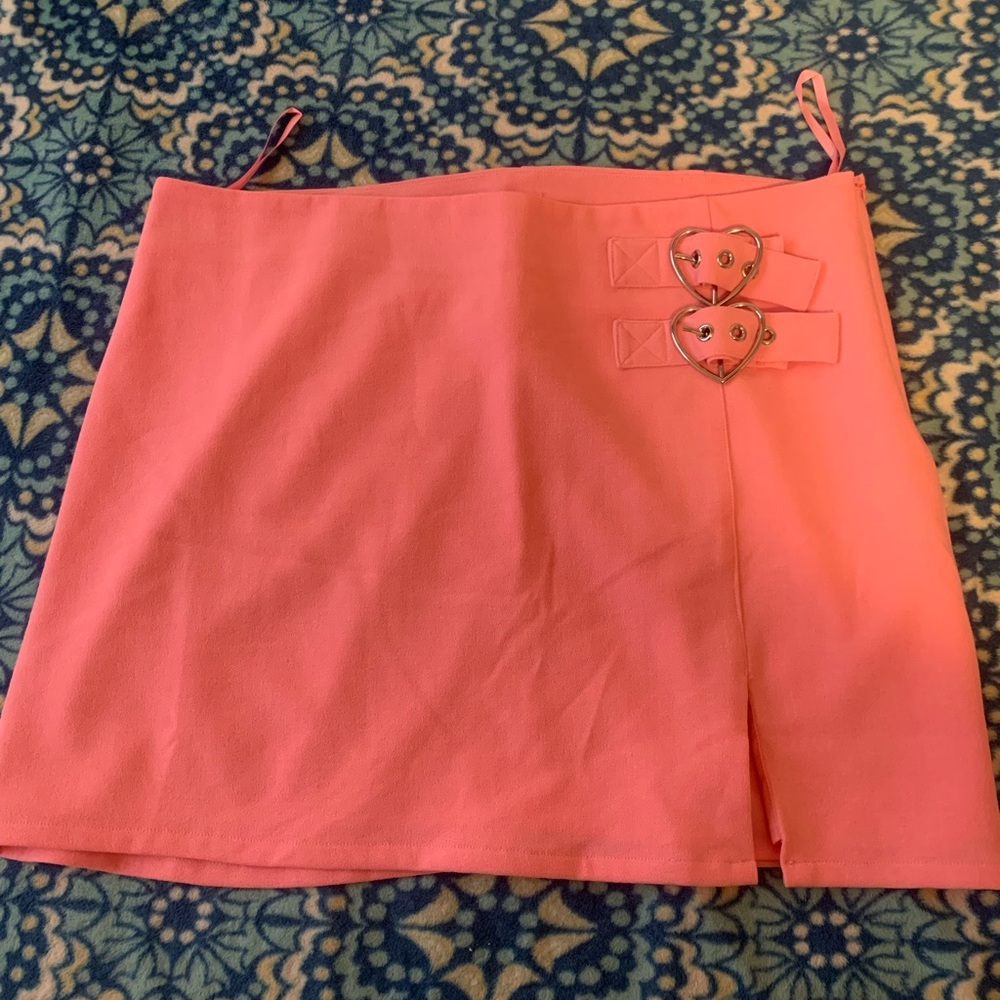 Sugar Thrillz Pink Heart Buckle Mini Skirt 💕